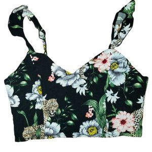 3/$15 Divided Leopard Floral Crop Top Size 10